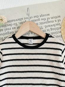 LMoss Kids 2件套女婴针织条纹圆领休闲T恤和短裤套装 - 黑與白 - 查看 3