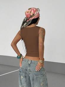 StreetHx Women's Black Versatile Commuter U-Neck Silver English Letter Print Streetwear Fitted Sexy School Back To School Camisole Tank Top, Spring/Summer - Brown - View 2