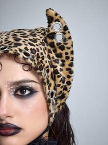 ROMWE Grunge Punk 一件朋克风豹纹套头帽，春季辣妹风帽子，Y2K金属镂空装饰恶魔角帽子 - 豹紋 - 查看 4