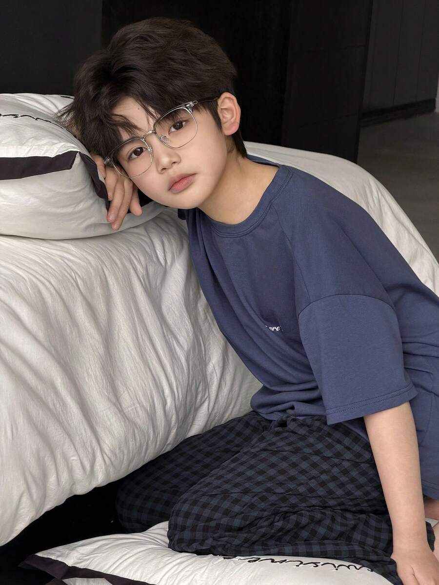 DAZY Tween Boy Plaid Short Sleeve Top And Pants Pajama Set - Blue - View 1