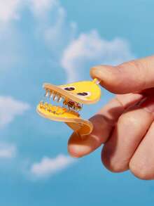 BABY SHARK X SHEIN 6 PCS Of Acrylic Mini Hair Claws, Cute Cartoon Fish Hairpins, Suitable For Clipping Bangs To Organize Broken Hair - Multicolor - View 3