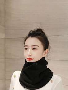 多功能纯色暖色围巾，适合秋冬季女士。柔软舒适防风户外旅行围巾，小围脖款式，适合秋冬季男士。防风保暖户外骑行毛绒围巾，可遮盖颈部和肩部。 - 彩色 - 查看 12