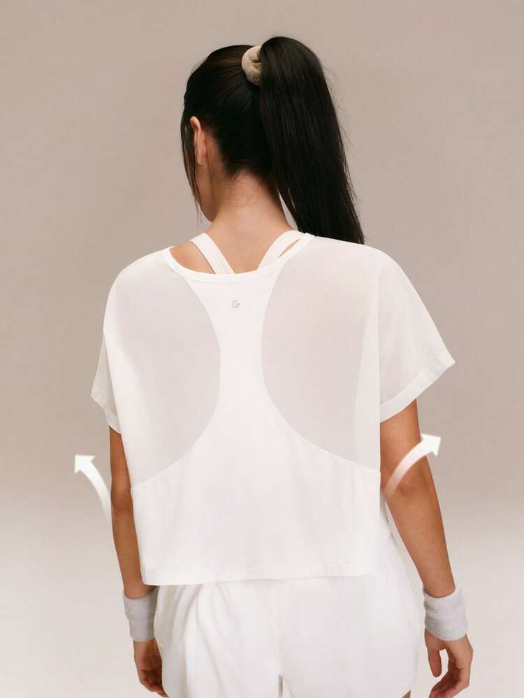 Ignite Lightweight Sweat-Wicking Waist Length Oversized Fit Front Back Mesh Paneling V-Neck Tee Running Jogging Training Tennis Golf Daily Active Wear