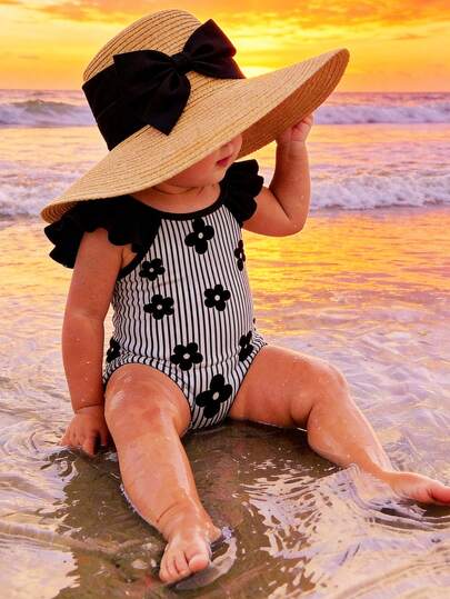 SHEIN Bộ đồ bơi liền thân tay bồng in hoa kẻ sọc cho bé gái, thích hợp cho kỳ nghỉ biển, tiệc bể bơi, tiệc bãi biển, trẻ em.