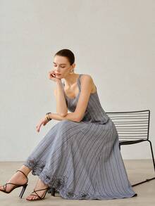 MOTF PREMIUM WOMEN'S SUMMER DENIM SQUARE NECK SLEEVELESS EMBROIDERED HOLLOW OUT DRESS - Blue - View 4