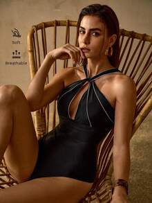 MOTF PREMIUM TRAJE DE BAÑO DE UNA PIEZA CON CUELLO DE HALTER, RECORTES Y RIBETE DE CONTRASTE - Negro - Ver 1