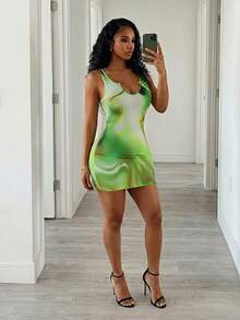 Eryvara V-Neck Cinched Waist Sleeveless Printed Bodycon Midi Dress For Women - Green - View 3