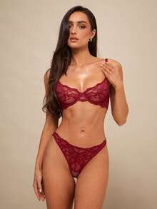 Silquee Floral Lace Underwire Lingerie Set - Burgundy - View 1