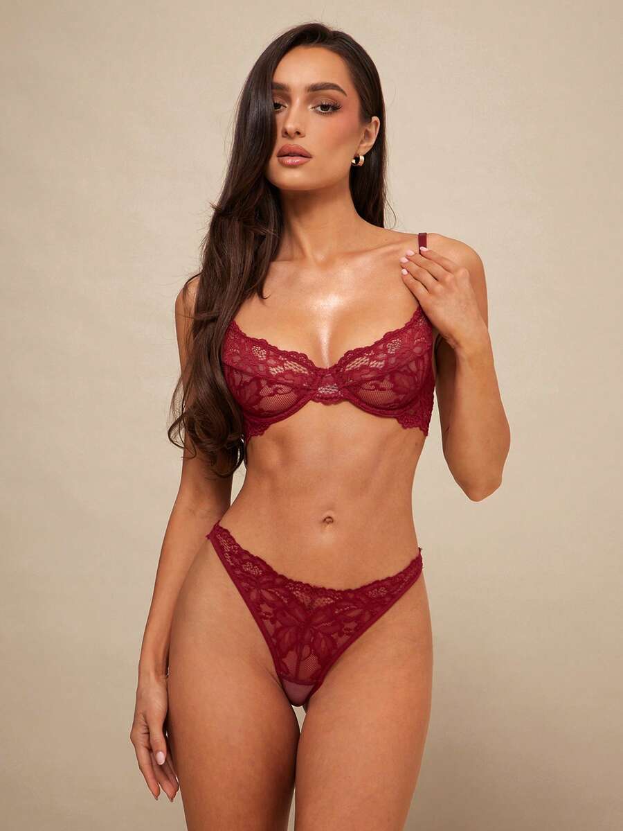 Silquee Floral Lace Underwire Lingerie Set - Burgundy - View 1