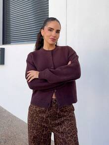 Marta Soriano Cárdigan de punto minimalista de unicolor Y2K para mujer - Café integral - Ver 5