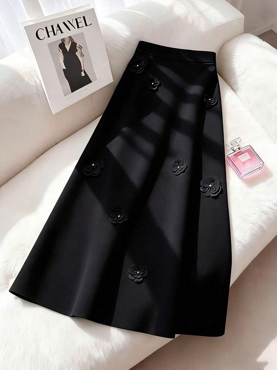 GlowEve CURVE Women's Fashionable Elegant 3D Floral A-Line Midi Skirt - Black - View 1