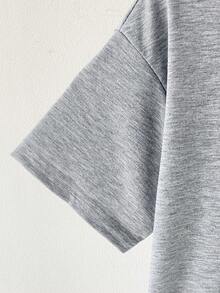 SHEIN 2 Stücke/Set modisches lässiges Outfit für Tween-Jungen, bestehend aus grauem Kurzarm-Top und retro-blau karierter, locker geschnittener Gerade-Hose, Lässig Kleidung - Blau - Übersicht 3