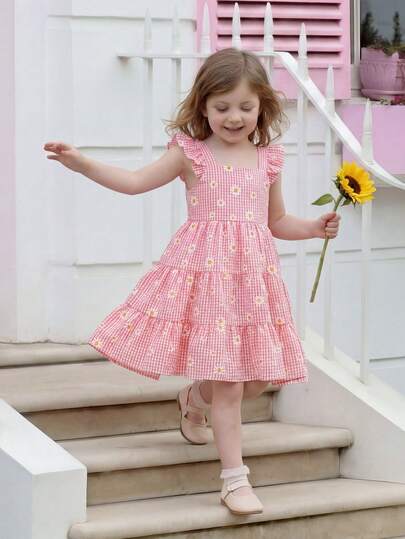 4-7岁女童夏季雏菊印花泡泡格纹连衣裙，A字廓形，适合度假穿着