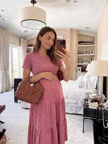 SHEIN Vestido de maternidad de unicolor con volantes en el bajo y cuello redondo de manga corta - Rosa - Ver 13