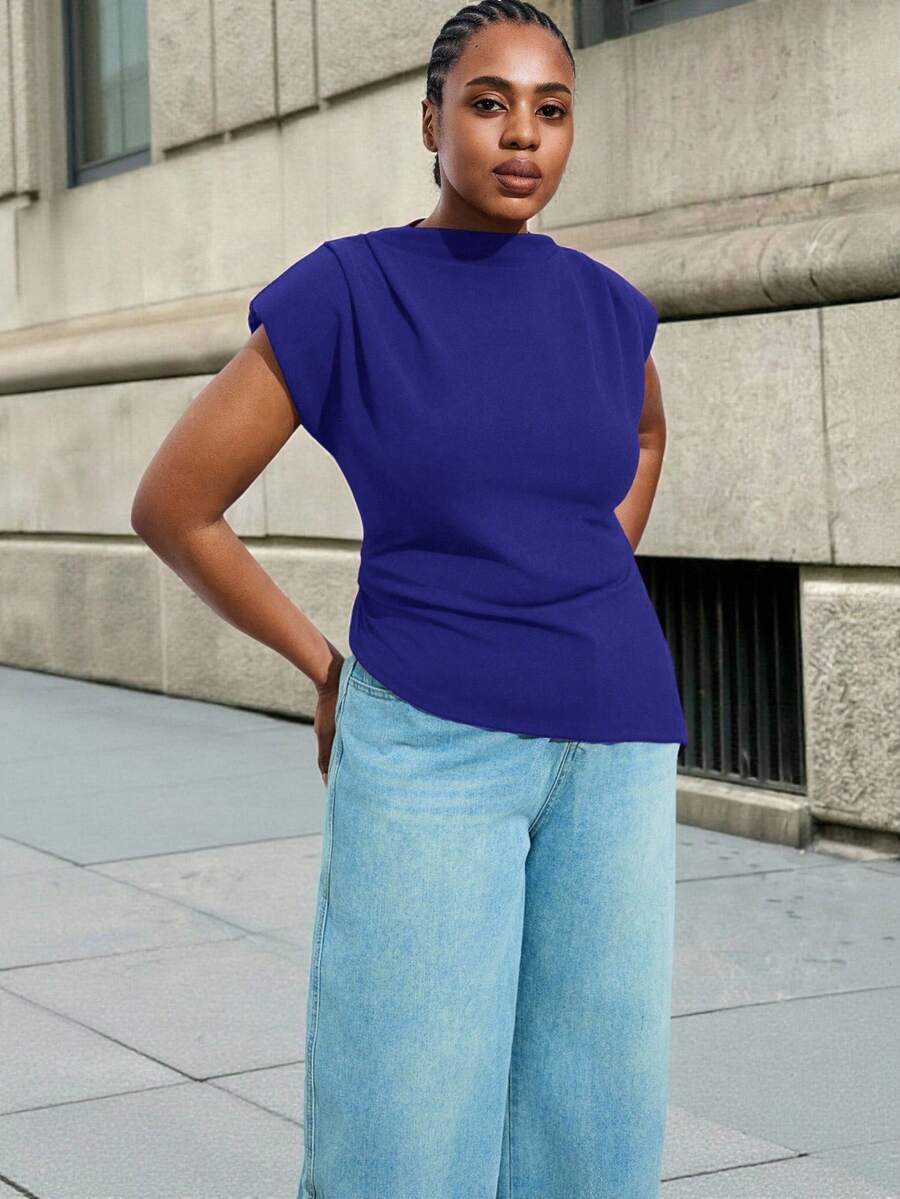 Maija 大码女式纯色立领褶皱不对称下摆背心，女士夏季穿搭，蓝色上衣，带垫肩，现代女式上衣，休闲现代衬衫 - 藍色 - 查看 1