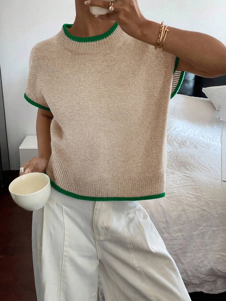 Siren Gaze Áo thun nữ cổ tròn tay ngắn phối màu tương phản, kiểu dáng rộng rãi, thoải mái. - màu xanh lá - Xem 1