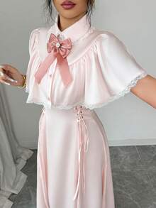 Elenzga 女士优雅时尚通勤休闲舒适迷人复古简约高端浪漫假日宫廷淑女温柔翻领褶皱开襟荷叶边拼接水晶纽扣蝴蝶结装饰无袖吊带缎带腰带A字下摆拼接蕾丝边纯色缎面连衣裙 - 粉色 - 查看 8