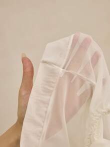 Charlaine Bộ đồ ngủ nữ 2 món màu trắng phối ren, cổ khoét sâu, eo thon, kiểu Pháp lãng mạn, thanh lịch, tinh tế. - trắng - Xem 8