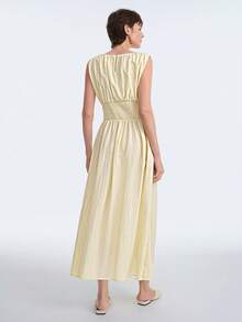 Aalyst Women's Solid Color Pleated Elegant Waist Cinched Long Dress For Party And Occasions, Spring/Summer - Pale Yellow - View 4