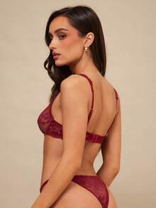 Silquee 花卉蕾絲鋼圈內衣套裝 - 酒紅色 - 查看 2