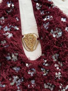 Soleia 女士新款亮片露背系带金属装饰迷你连衣裙，适合圣诞节、约会之夜、夜店、海滩、邮轮、下午茶、波西米亚风、度假等场合。 - 酒紅色 - 查看 5