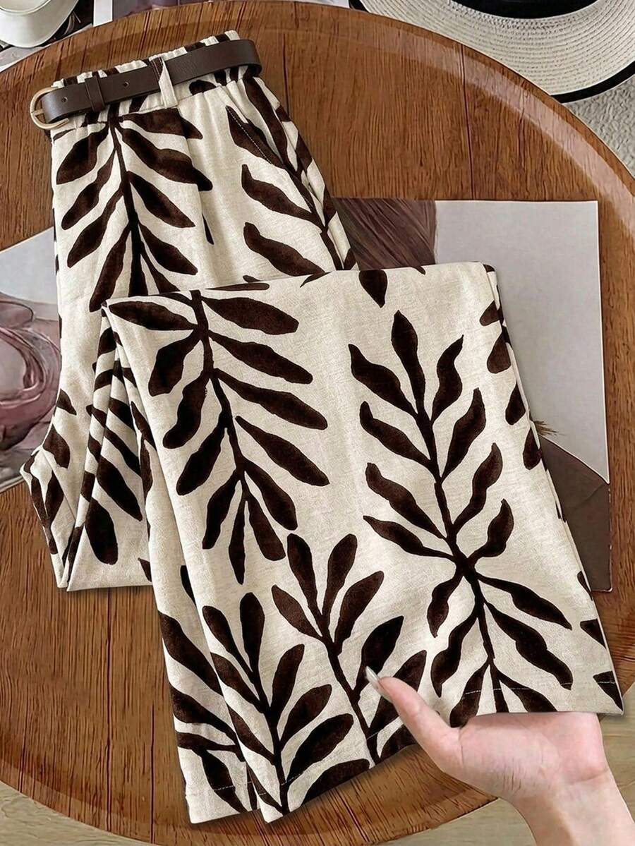SHEIN Clasi 女士新款优雅高腰梭织印花长裤,带口袋,弹力腰带阔腿裤,适合度假和日常穿着。女士节送给妈妈的优雅礼物,节日装扮,海滩约会之夜,夏季女士装扮。优雅的办公室女神,复古韵味,简洁修身,适合职场穿着。送给妈妈的礼物。A字型节日装扮,海滩约会之夜,大地色披肩,棕色抽象印花,树叶印花,系带居家办公装扮。冬季女童紧身裤,亚麻裤,树叶印花裤,图案亚麻裤,女士亚麻裤,休闲裤。 - 彩色 - 查看 1