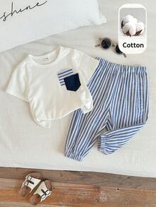 SHEIN Set de 2 piezas de camiseta de manga corta casual y pantalones a rayas de cintura elástica para niño pequeño, conjunto de verano - Multicolor - Ver 1