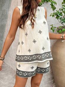 SHEIN 孕妇度假休闲几何印花背心短裤两件套 - 彩色 - 查看 4