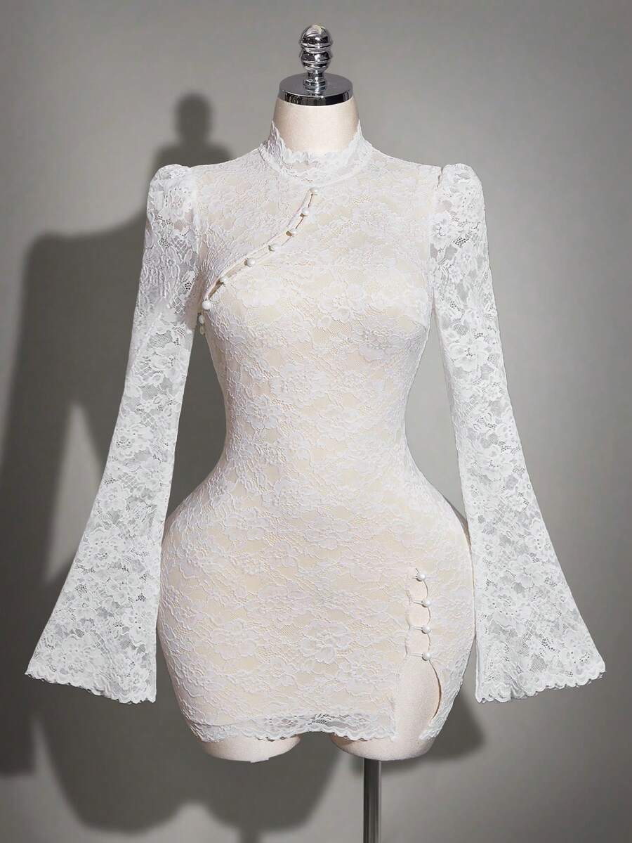 SHEIN ICON 修身蕾丝面料不对称肩部长袖开衩迷你连衣裙 - 白色 - 查看 1
