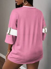 Slaydiva Casual Minimalist V-Neck Plus Size T-Shirt, Suitable For Summer - Pink - View 2