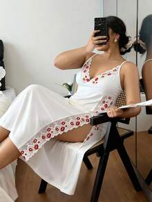 SHEIN Sexy Spaghetti Strap V-Neck Lace Patchwork High Slit Plus Size Nightgown - White - View 5