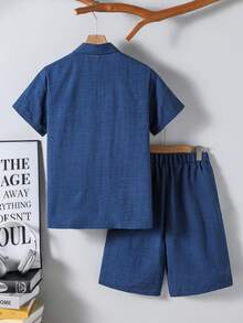 Vacaura Bộ 2 món thời trang thường ngày, tối giản, đa năng, áo sơ mi ngắn tay và quần short màu xanh navy phối hai tông màu, dáng rộng, thoải mái cho mùa thu, xuân, hè, phù hợp cho mặc hàng ngày, đi làm, hoạt động ngoài trời, thể thao, đi học, dạo phố, dự tiệc và chụp ảnh. - Nhiều màu - Xem 2