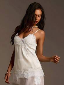 Athîral 女士休闲不对称吊带露肩无袖浪漫性感蓝色蕾丝上衣 - 杏色 - 查看 3