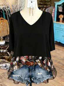 Linhara Blusa casual ed elegante con scollo tondo, in stile campagnolo, con patchwork in tessuto, per taglie comode - nero - Visualizzare 1
