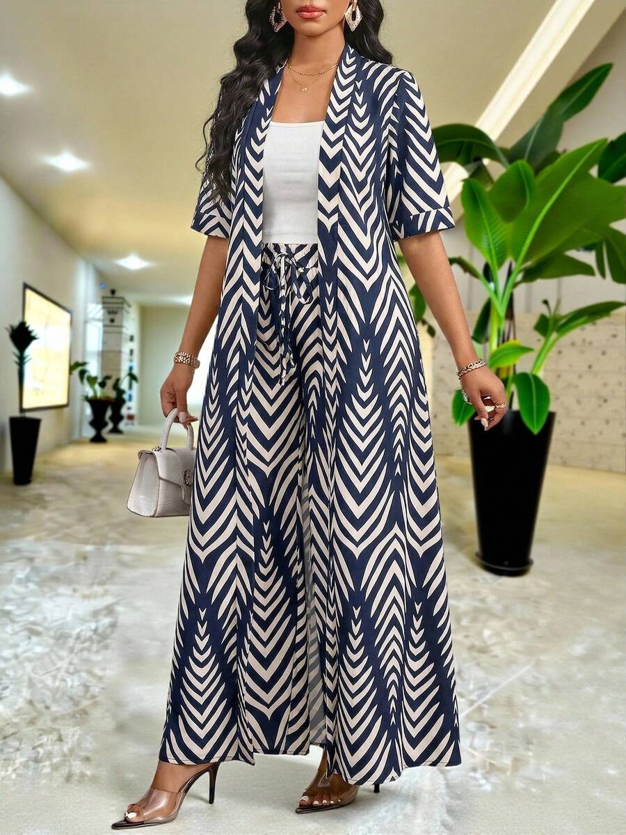 SHEIN Lady Conjunto de 2 piezas de camisa de manga corta con estampado total y pantalones de pierna ancha para vacaciones de verano de mujer - Azul Marino - Ver 1