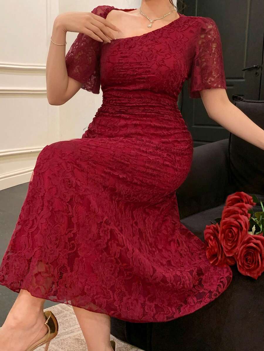 Dazy Plus 加大码丝绒撞色蕾丝性感修身长裙,适合派对、约会等夏季场合,女士夏季防晒连衣裙 - 酒紅色 - 查看 1