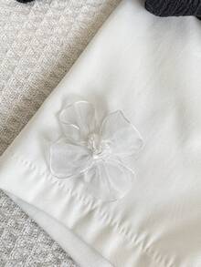 SHEIN 女婴3D立体花卉装饰短袖T恤和短裤休闲套装 - 黑色 - 查看 7