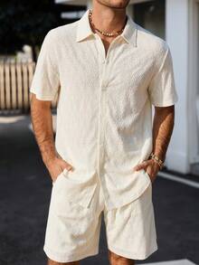 Manfinity RSRT 男士夏季休闲度假通勤纯色短袖衬衫和抽绳腰短裤套装 - 杏色 - 查看 1