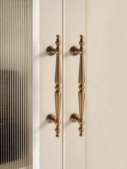 1PC Luxury Gold European Style Drawer Pull Handle, Unique Vintage Elongated Design, Exquisite Decor With Smooth Details, Fits Cabinets, Wardrobes, Kitchen, Bedroom Furniture, Comes With Screws For Installation