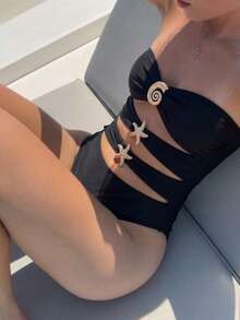 SHEIN Swim 1件套无肩带镂空海星装饰纯色连体迷你裙高级套装 - 黑色 - 查看 2