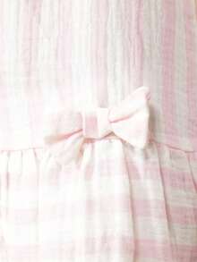SUMWON 女童无袖粉色条纹低腰蝴蝶结连衣裙，圆领和荷叶边下摆，适合春季休闲穿着 - 淺粉色 - 查看 5