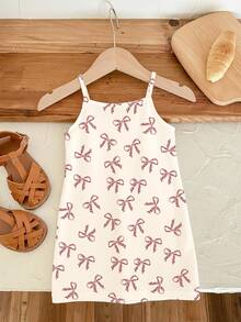 SHEIN 奶油白，豹纹粉色蝴蝶结，卡通动物图案，复古可爱卡哇伊猫咪印花，女婴休闲修身吊带连衣裙，适合春夏日常、户外、农场、野餐、度假、休闲穿着。 - 彩色 - 查看 2