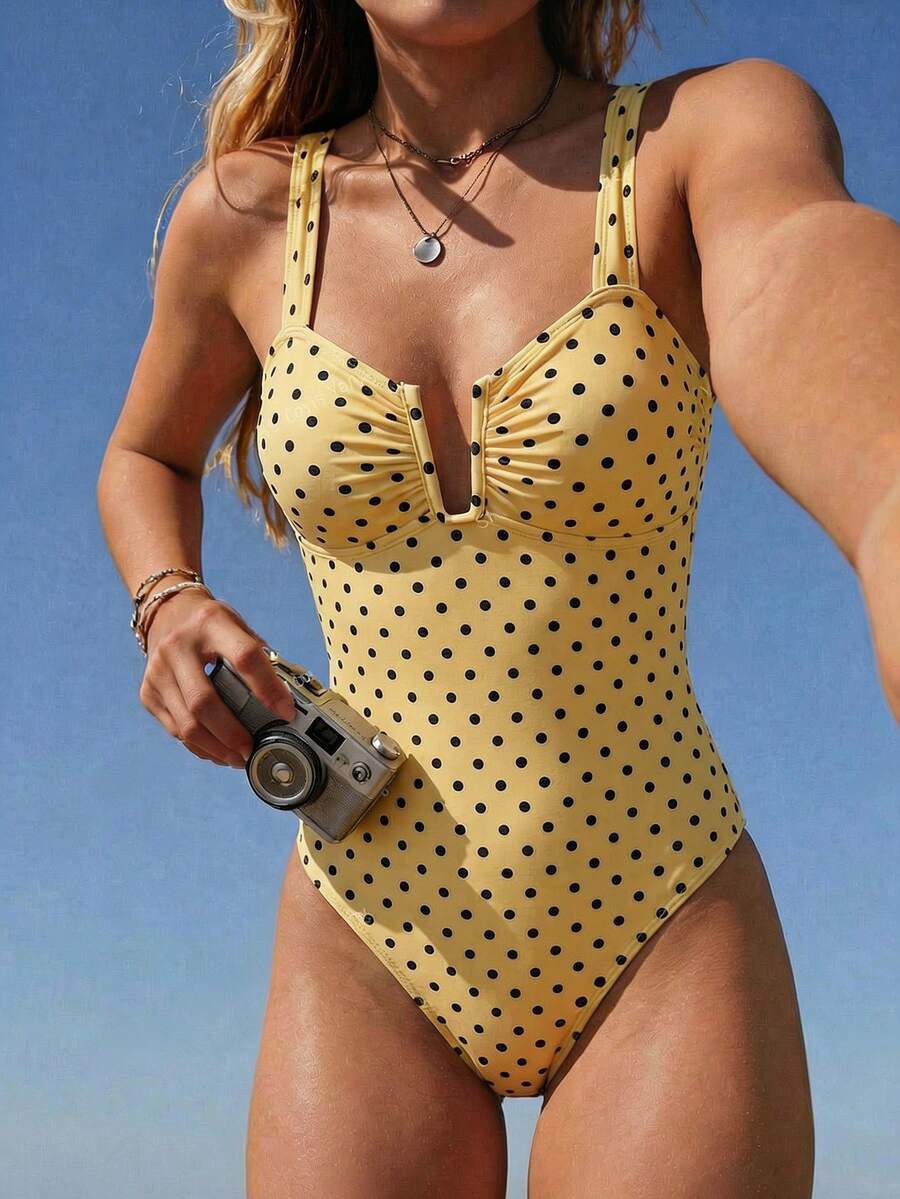 Swim Mod 女士连体泳衣，沙滩装，泳池派对，春夏款，甜美度假风，成熟时尚复古浪漫优雅，粗肩带胸前镂空设计，随机黄色波点印花，波西米亚海滩俱乐部风格