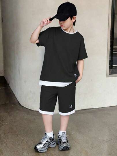 SHEIN Mirajuku 两件套青少年男童字母印花短袖T恤和短裤休闲套装