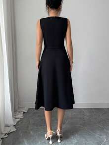 Elenzga 女士优雅通勤简约黑色圆领无袖A字蕾丝拼接修身长裙，春夏款 - 黑色 - 查看 2