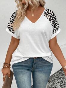 EMERY ROSE Model Terbaru Kaos Wanita Kasual Motif Leopard Leher V Longgar Nyaman Lengan Pendek - Putih - View 3
