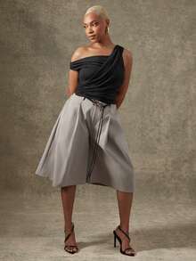 Vixey Áo thun công sở tay ngắn, chất liệu jersey trơn, cổ lệch xếp ly, kiểu dáng không đối xứng. - màu đen - Xem 3