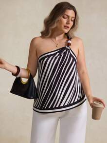 Elegantrix Blusa Assimétrica Pregueada com Contas e Estampa Preta e Branca para Mulheres Plus Size, Adequada para Passeios e Férias na Primavera/Verão - Preto e Branco - Visão 5