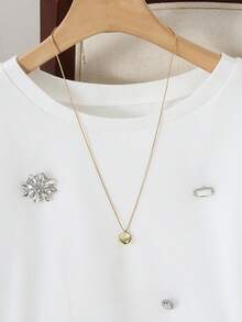 SHEIN PETITE CURVE Bộ đồ 2 món dành cho nữ cỡ lớn, gồm áo thun ngắn tay và chân váy midi đính đá hoa, kiểu dáng thường ngày. - trắng - Xem 6