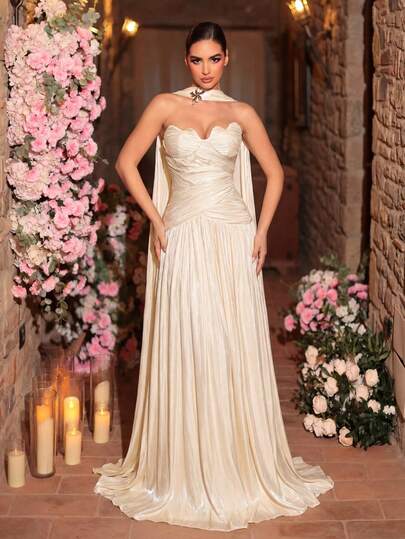 Glamrae Elegant, Romantic, Fashionable Apricot Organza Fabric Ruched Decor Extra-Large Skirt Hem Elegant Party Wedding Guest Dress, Formal Maxi Gown, Ivory Color